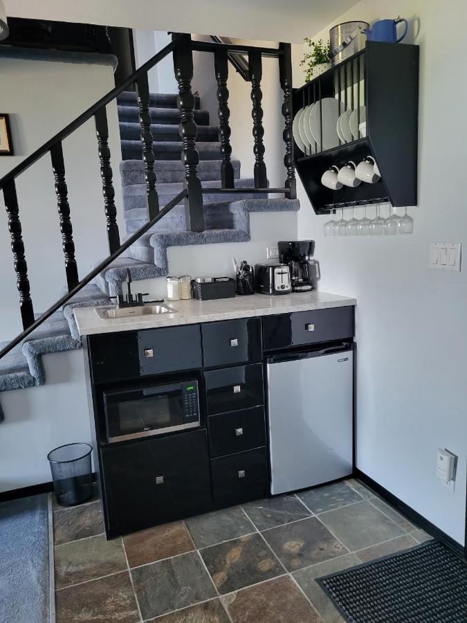 Quaint Tudor Retreat Homestay